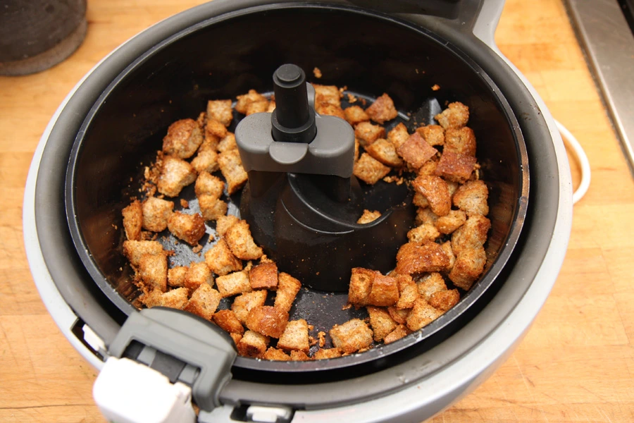 air-frying-croutons
